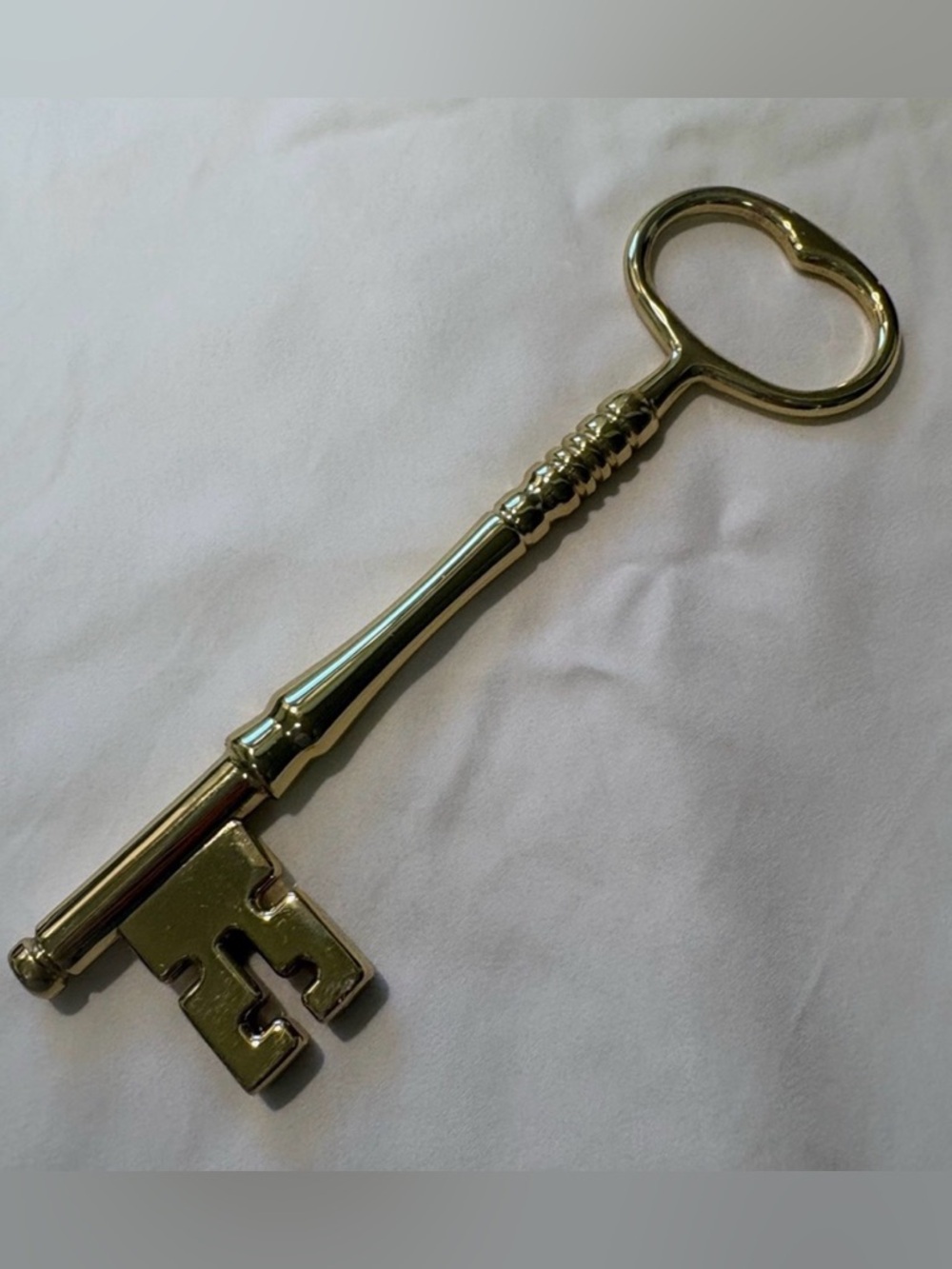 Solid Shiny Brass Skeleton Key Paperweight – Ralph Lauren Style